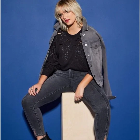 Torrid LoveSick Super Soft Slub Distressed Long Sleeve Top Size 1X - Picture 10 of 11